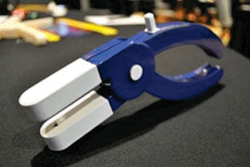 Image: The FastStitch prototype suture device (Photo courtesy of Archon Medical Technologies).